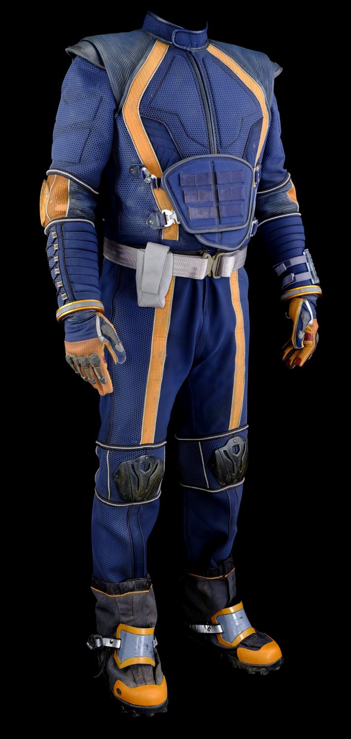 don-west-season-3-spacesuit-under-layers-with-boots-and-accessories