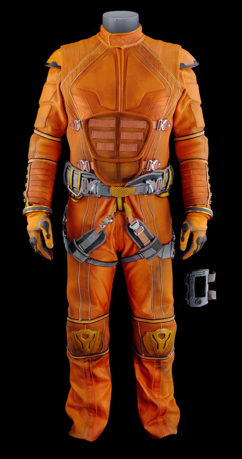 don-west-stunt-roughneck-spacesuit-under-layers-and-accessories