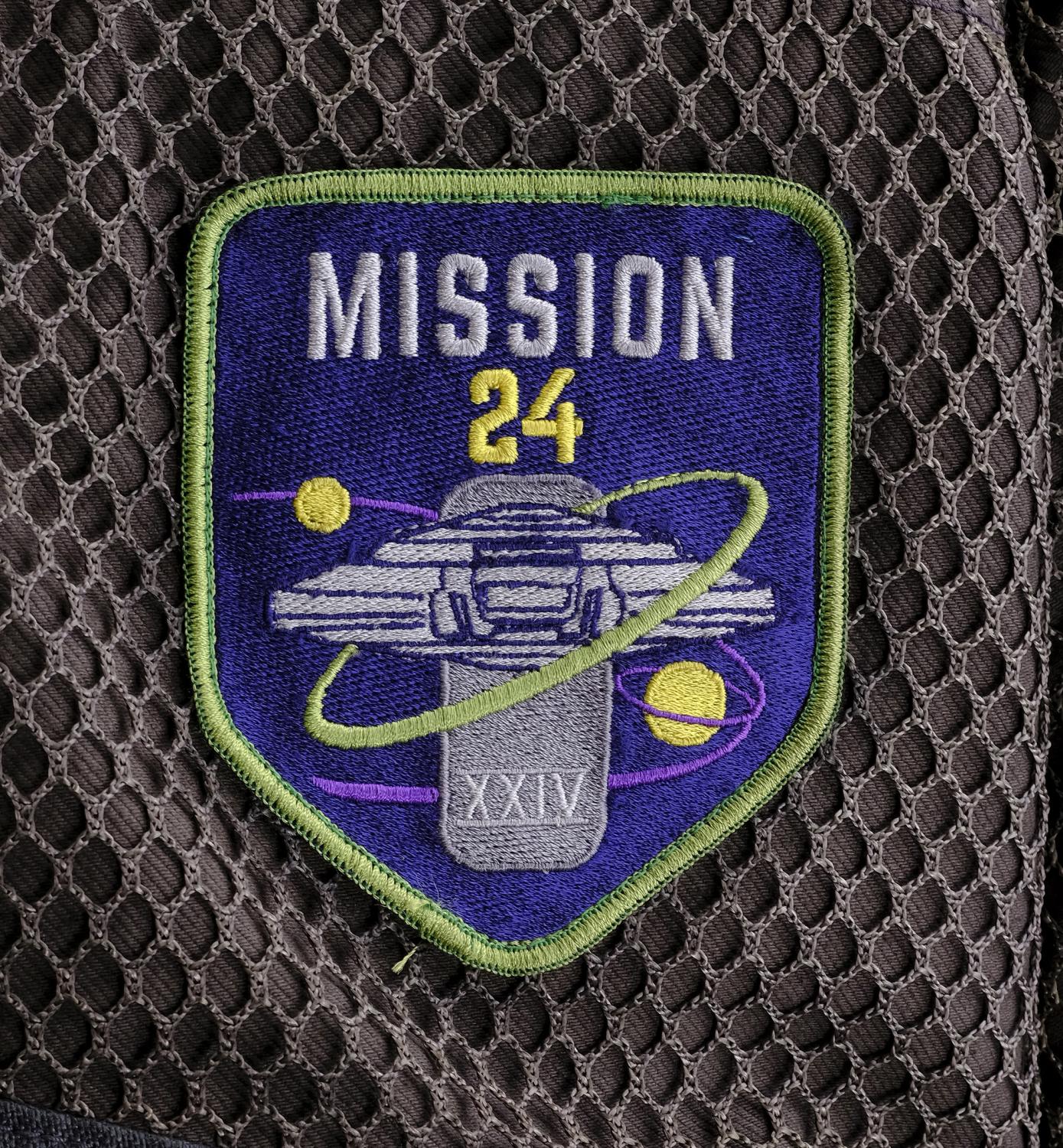 john-robinson-cold-weather-jacket-with-mission-24-patch-and-removable-vest