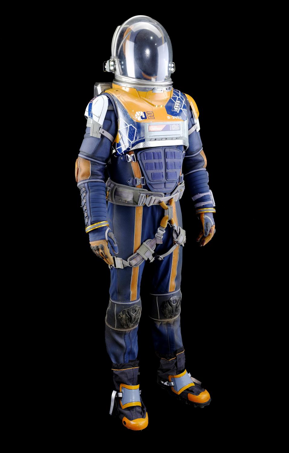 john-robinson-complete-spacesuit-ensemble-with-life-support-system