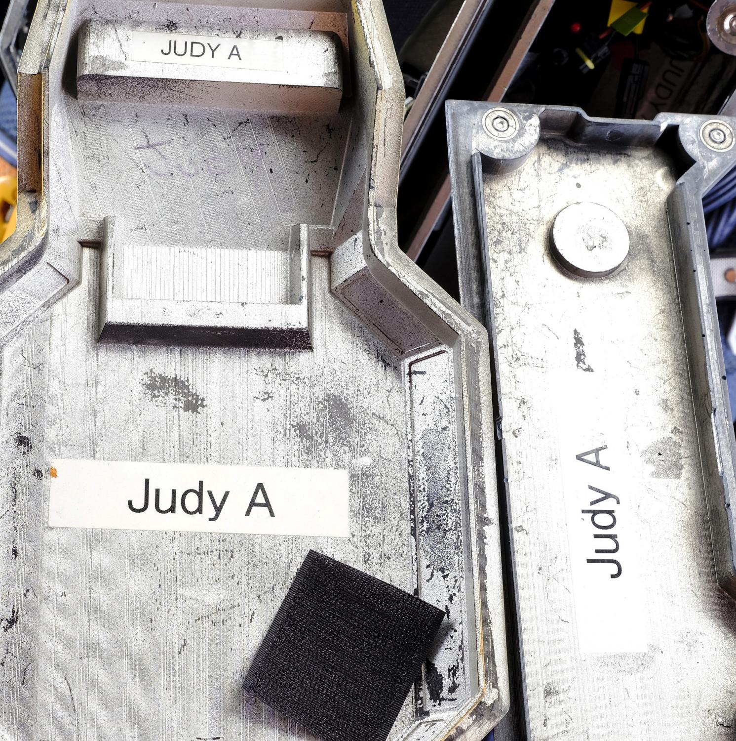 judy-robinson-complete-spacesuit-ensemble-with-life-support-system