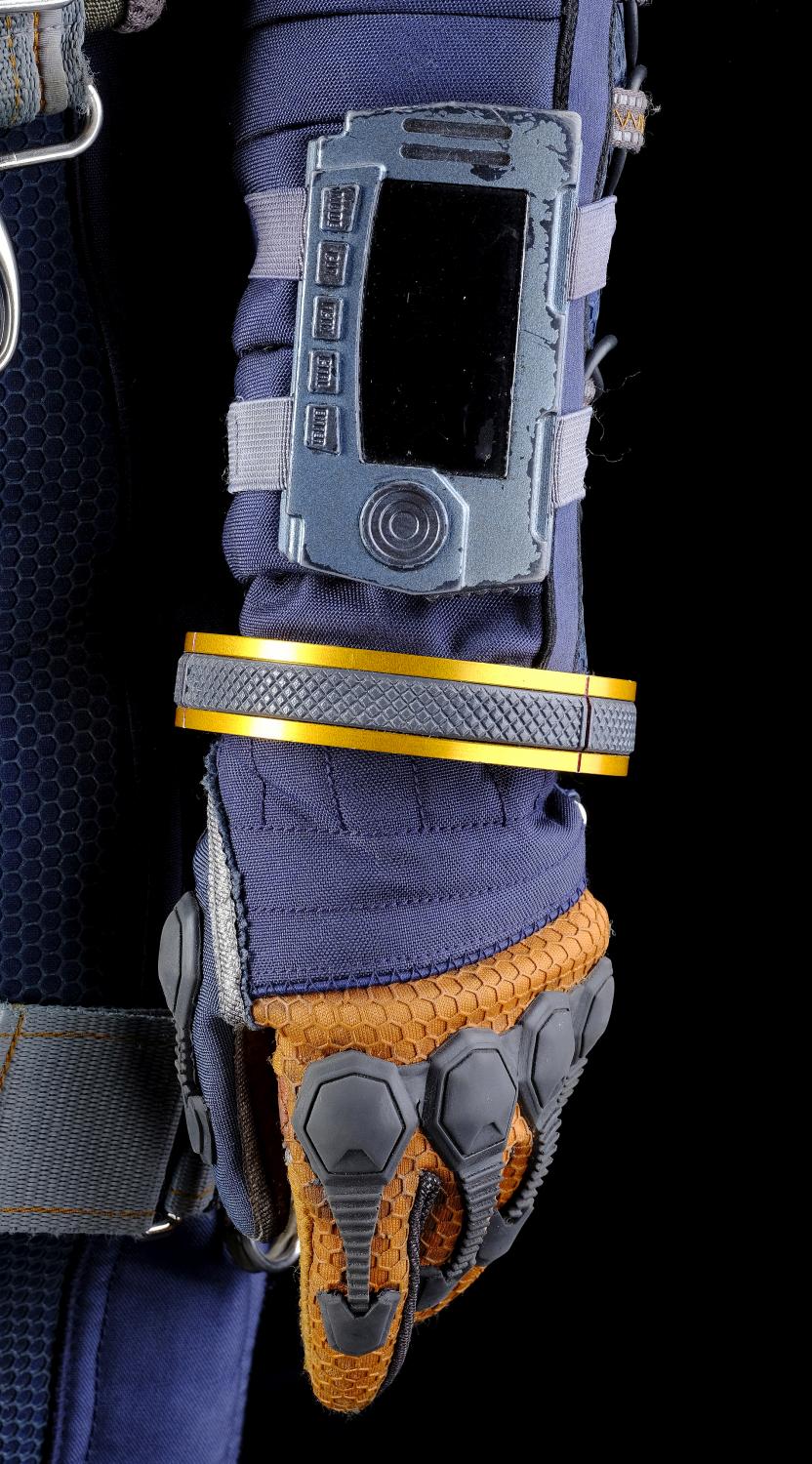 maureen-robinson-complete-spacesuit-ensemble-with-life-support-system