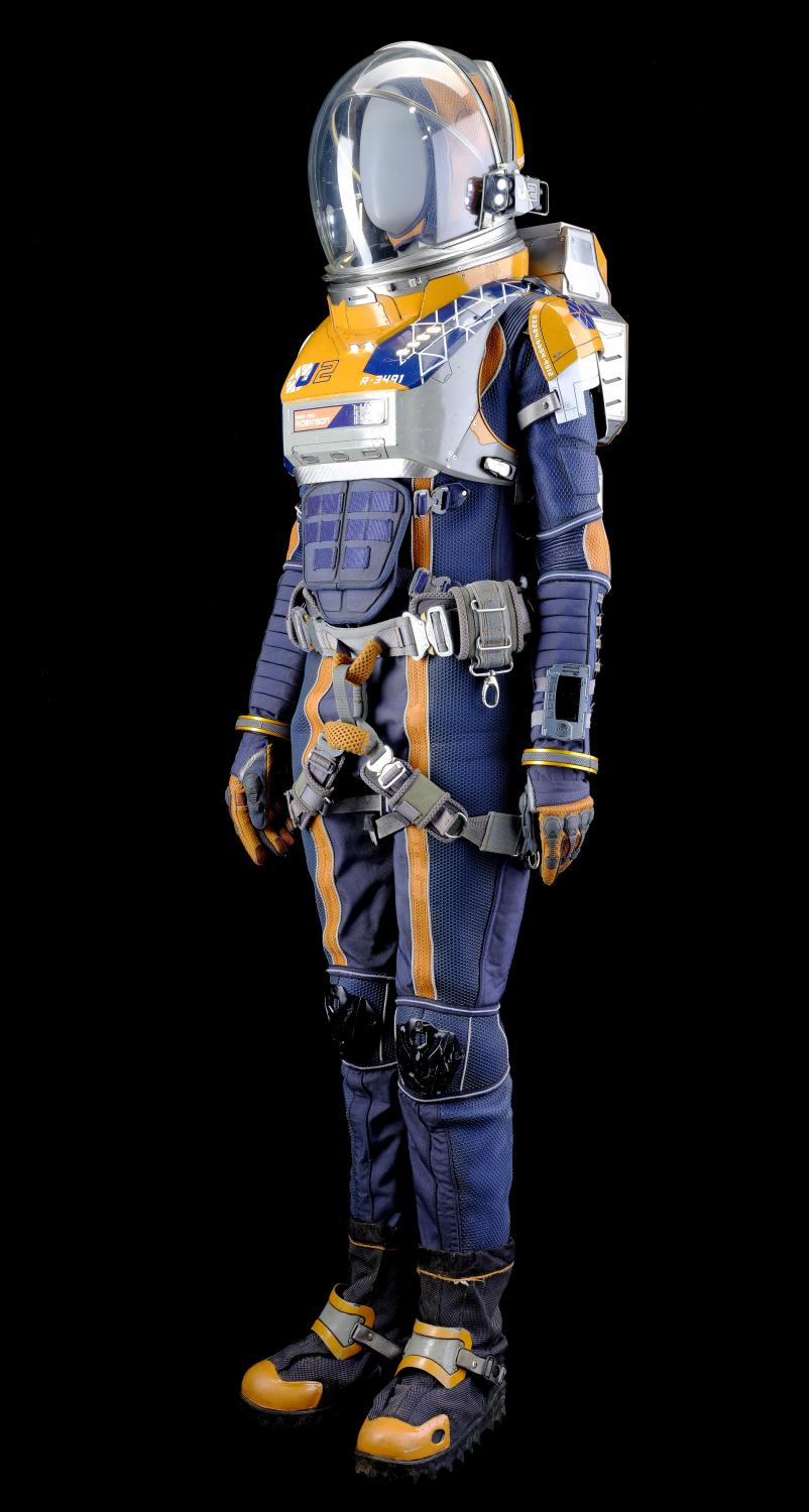 maureen-robinson-complete-spacesuit-ensemble-with-life-support-system