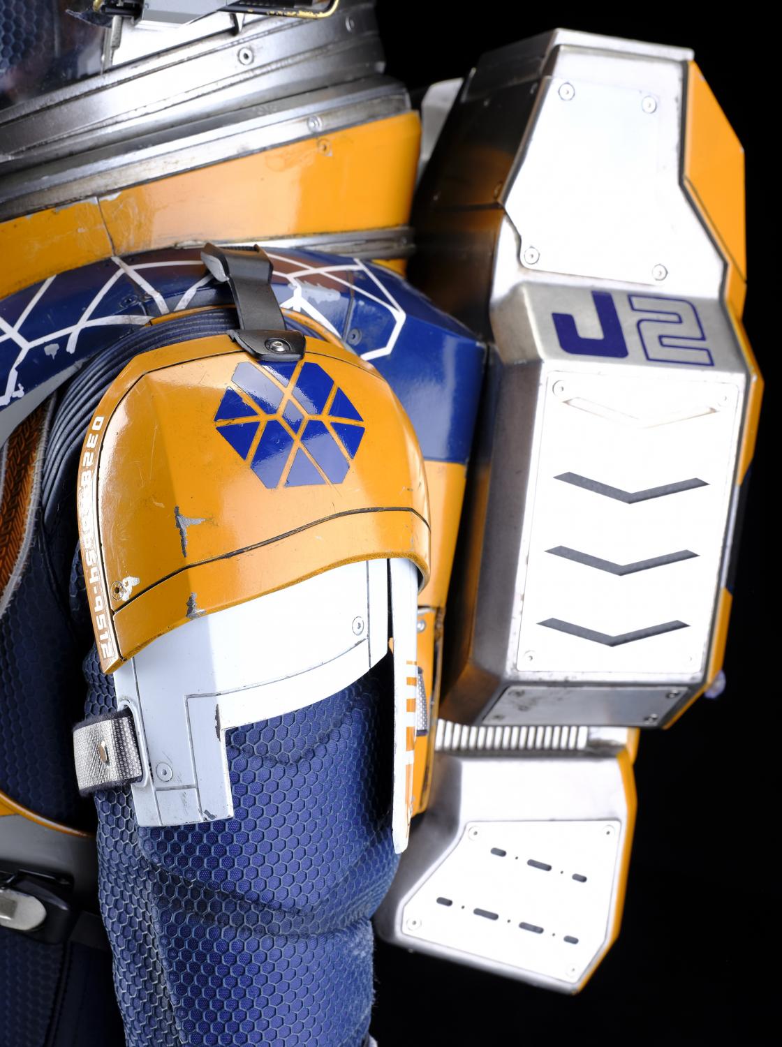 maureen-robinson-complete-spacesuit-ensemble-with-life-support-system