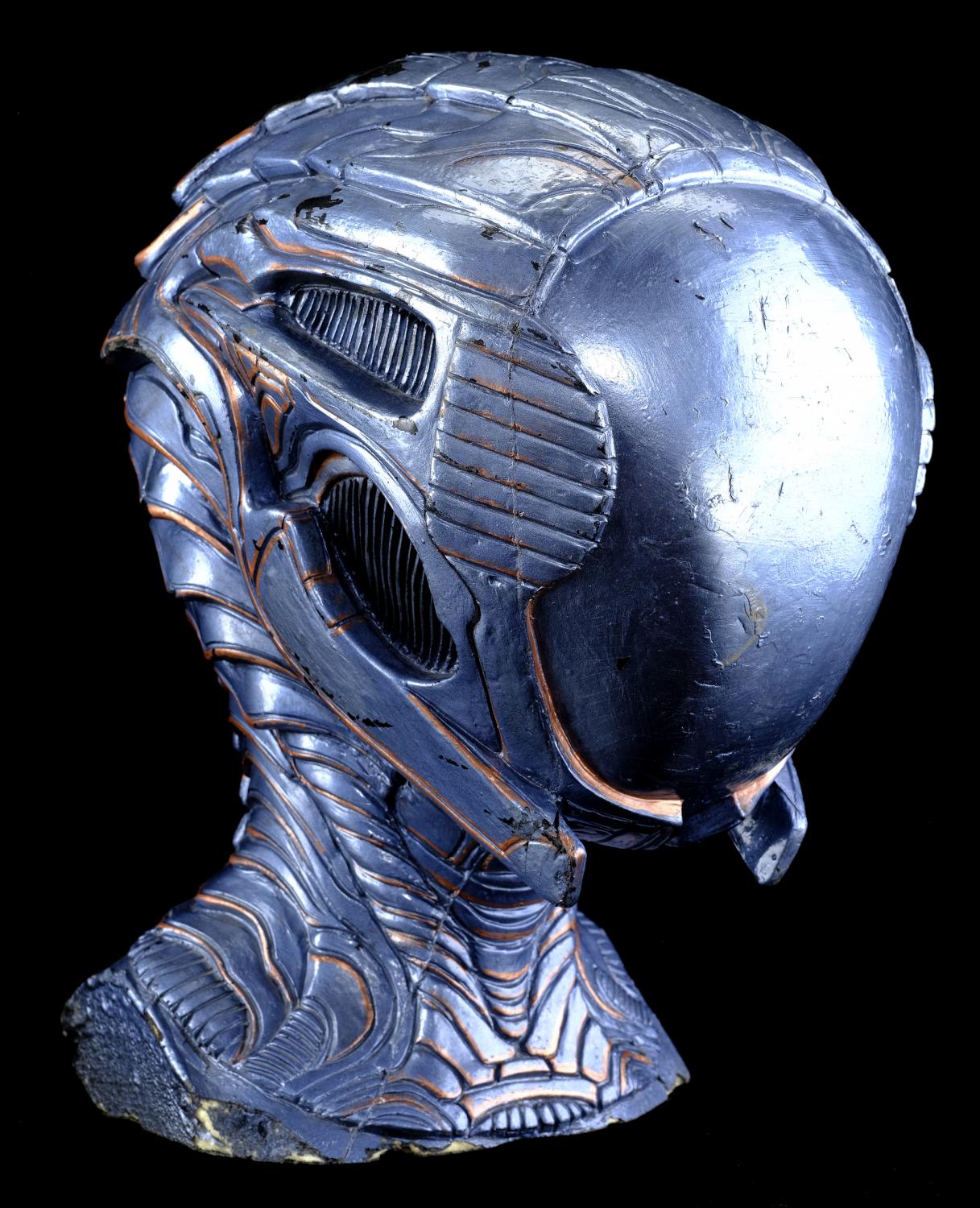 robot-alien-bodysuit-with-partial-scales-and-stand-in-head-and-and-insert-arm