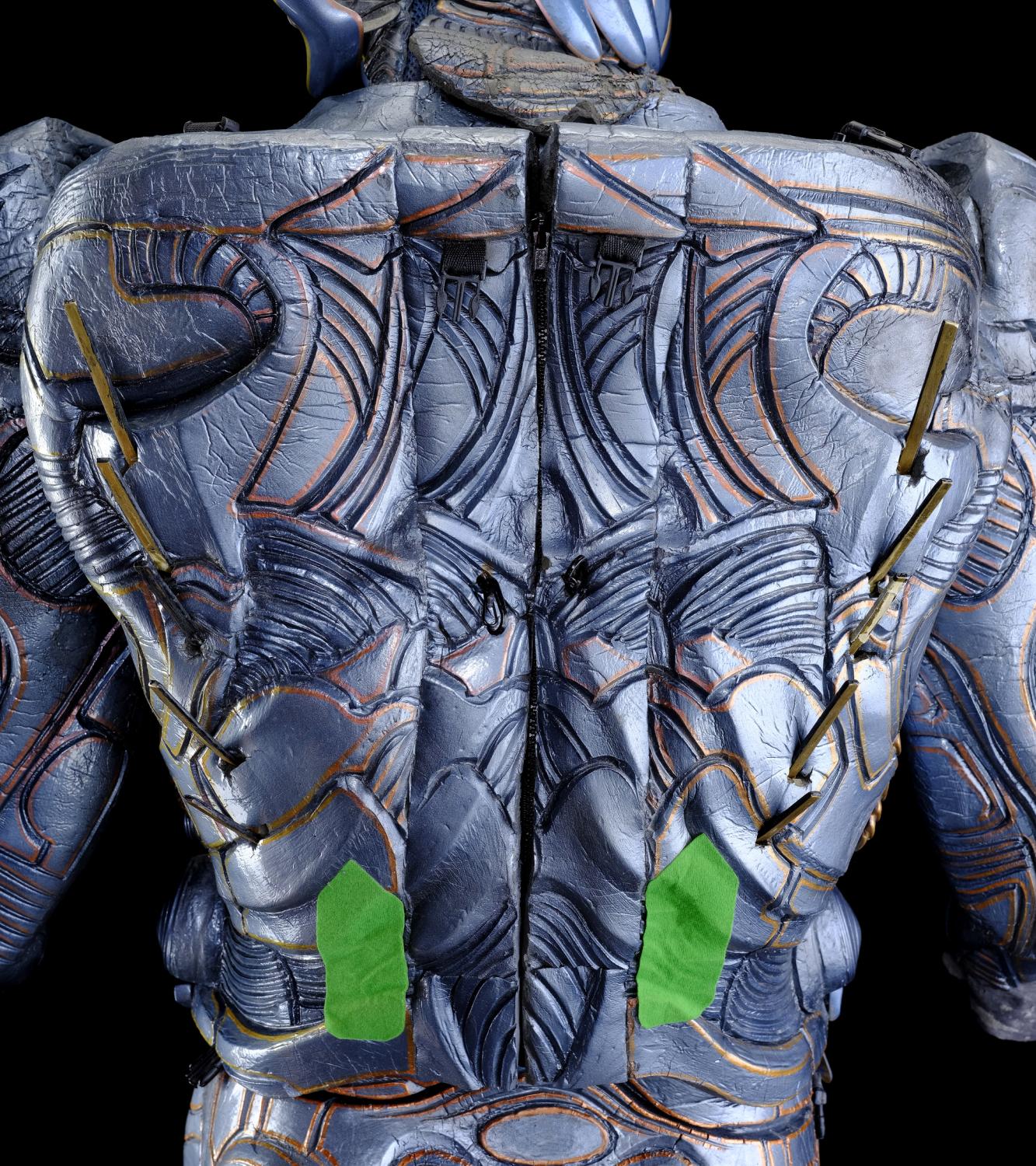 robot-alien-bodysuit-with-partial-scales-and-stand-in-head-and-and-insert-arm